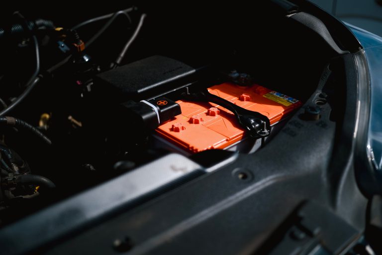 Global Investment Fuels EV Charging Infrastructure Expansion 2 Advanced battery technology for electric vehicles