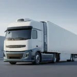 Autonomous electric refrigerated semi-truck near a minimalist distribution hub, symbolizing efficient pharmaceutical cold-chain logistics.